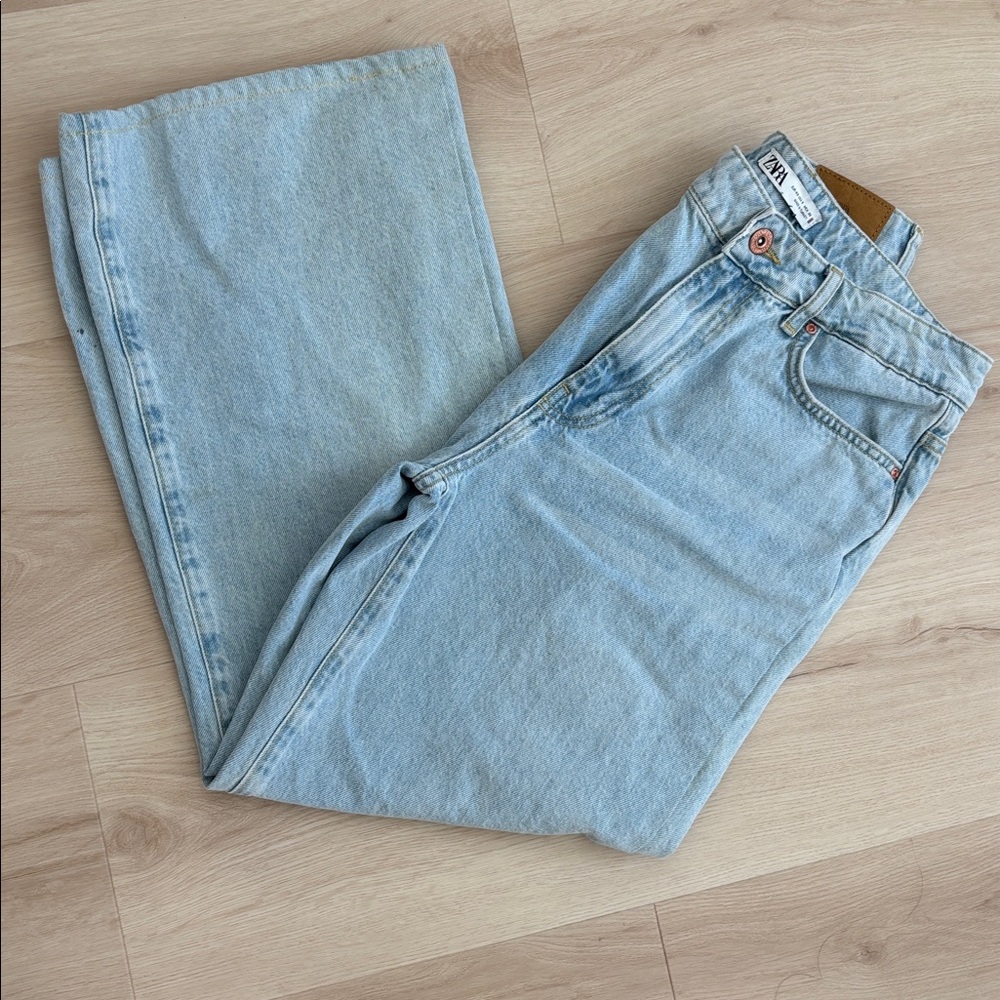 Zara Light Blue Wide Leg Jeans - Picture 2 of 14